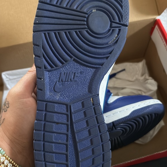 Nike Royal Blue and White Athletic Shoes - Picture 2 of 3